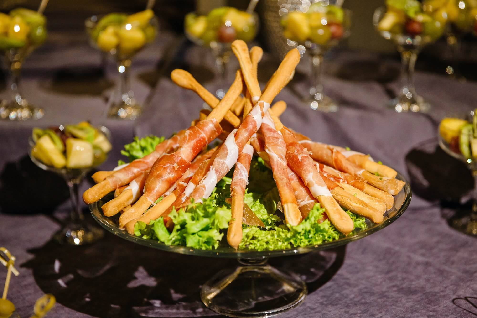 catering-weddings-table-with-snacks.jpg